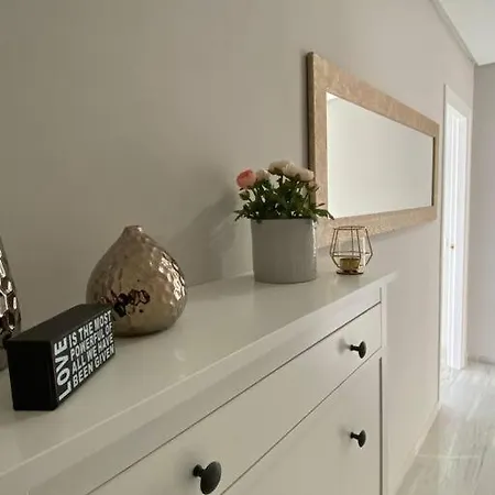 Lovely Tona Apartamento *